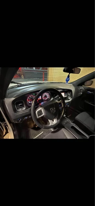 2013 Dodge Charger 7th Gen - Image 12 of 14