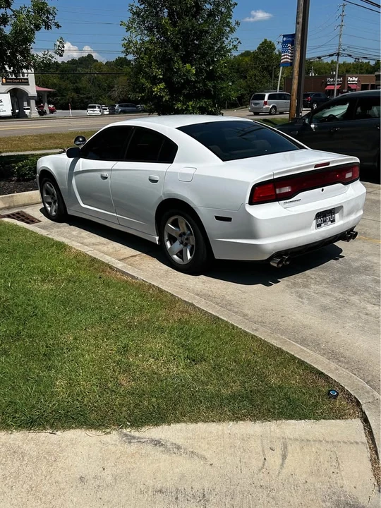 2013 Dodge Charger 7th Gen - Image 3 of 14