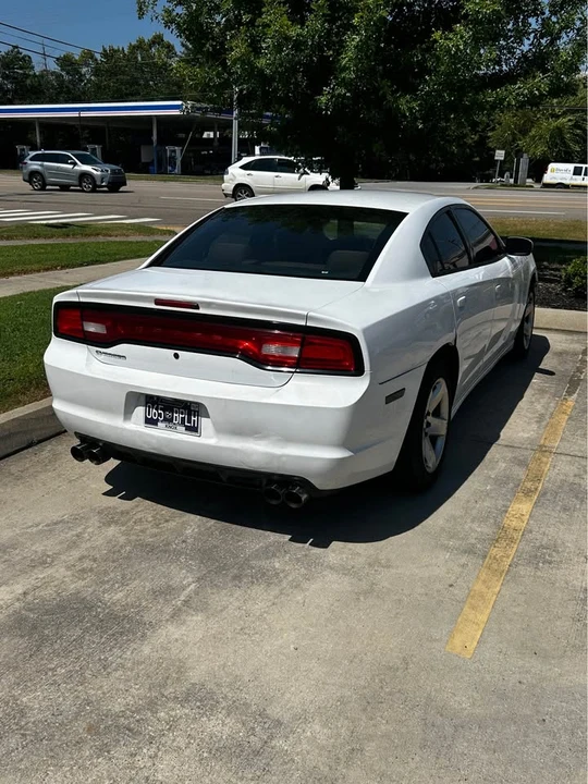 2013 Dodge Charger 7th Gen - Image 5 of 14