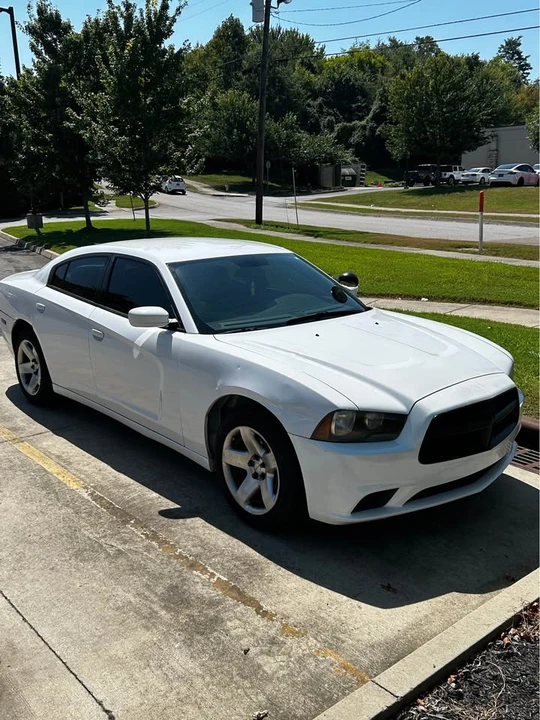 2013 Dodge Charger 7th Gen - Image 6 of 14
