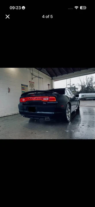 2013 Dodge Charger 7th Gen - Image 5 of 10
