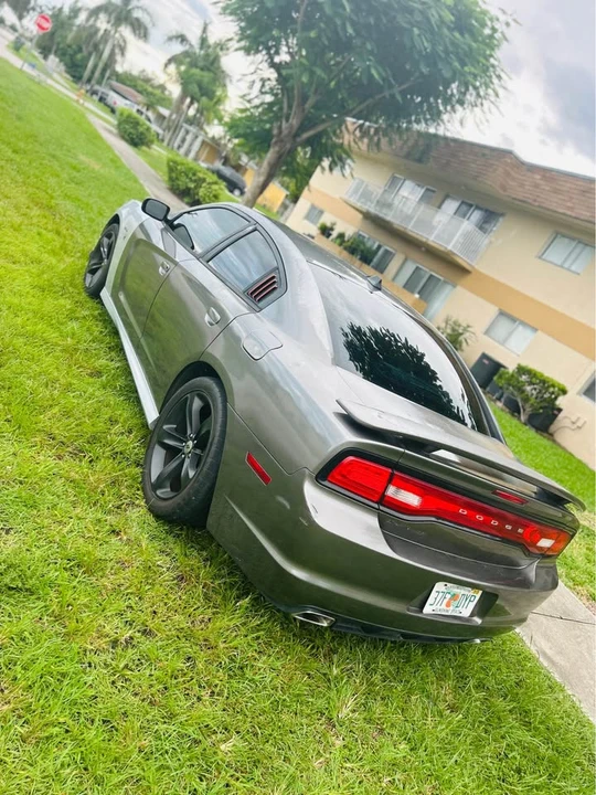 2013 Dodge Charger SRT & 392 7th Gen - Image 10 of 11