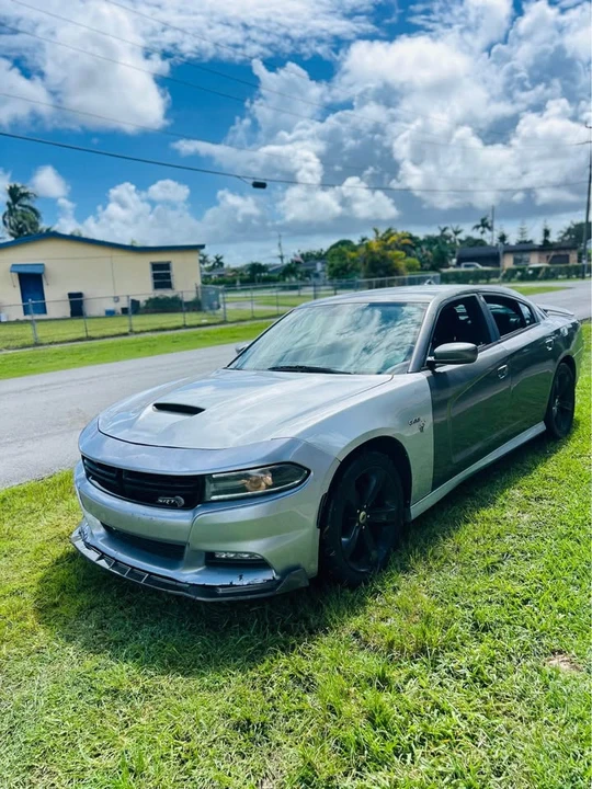 2013 Dodge Charger SRT & 392 7th Gen - Image 5 of 10