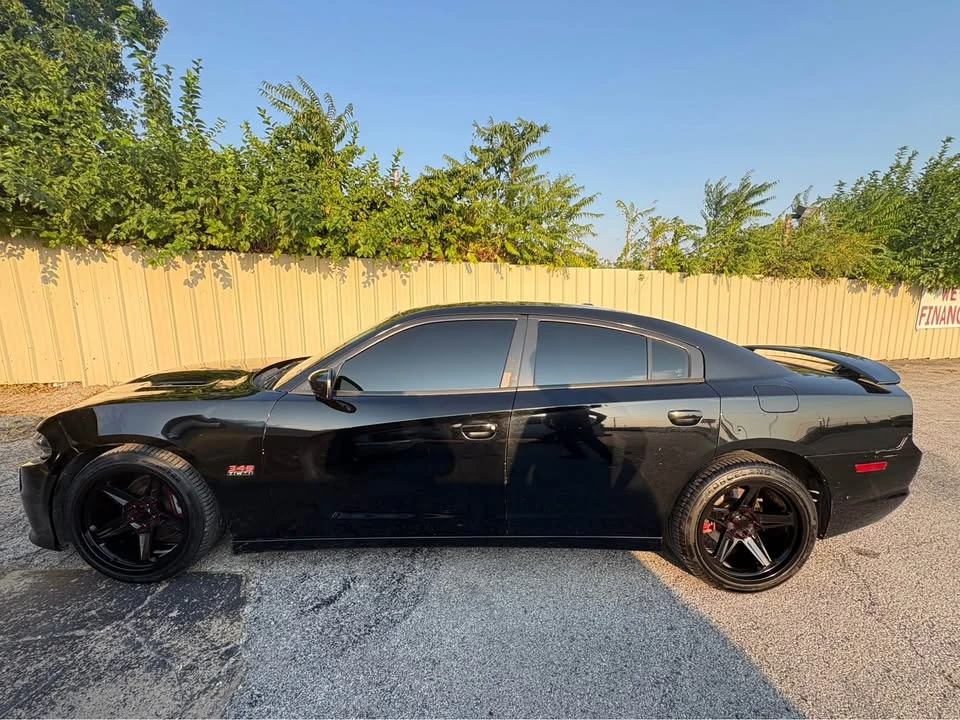2013 Dodge Charger 7th Gen - Image 2 of 10