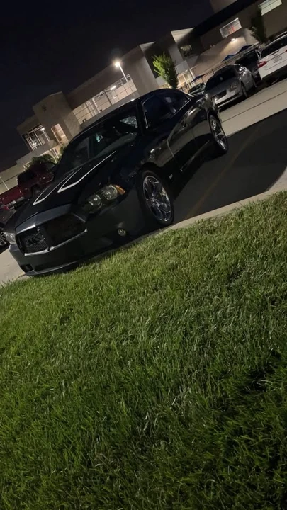 2013 Dodge Charger 7th Gen - Image 8 of 9