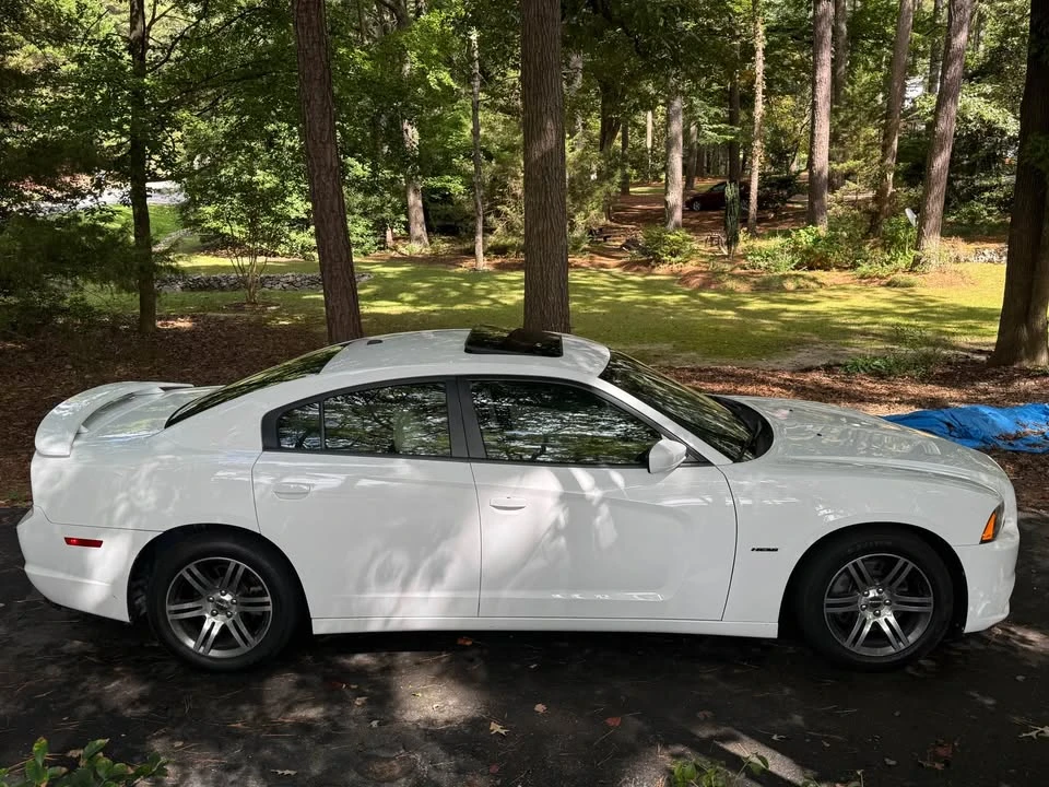 2013 Dodge Charger 7th Gen - Image 3 of 18