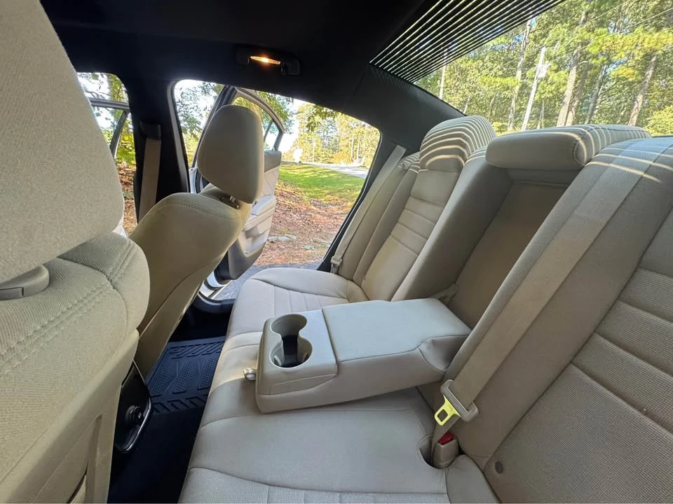 2013 Dodge Charger 7th Gen - Image 17 of 18