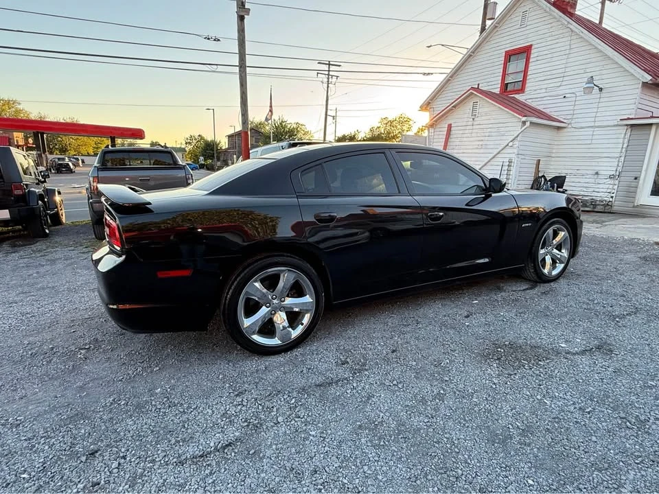 2013 Dodge Charger 7th Gen - Image 5 of 14