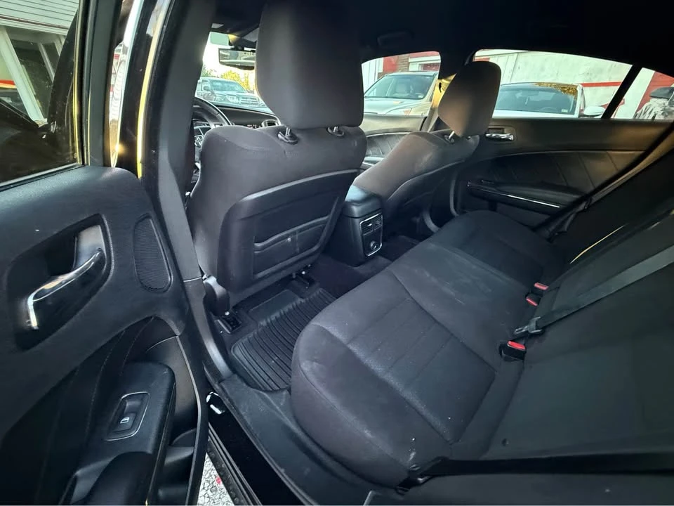 2013 Dodge Charger 7th Gen - Image 10 of 14