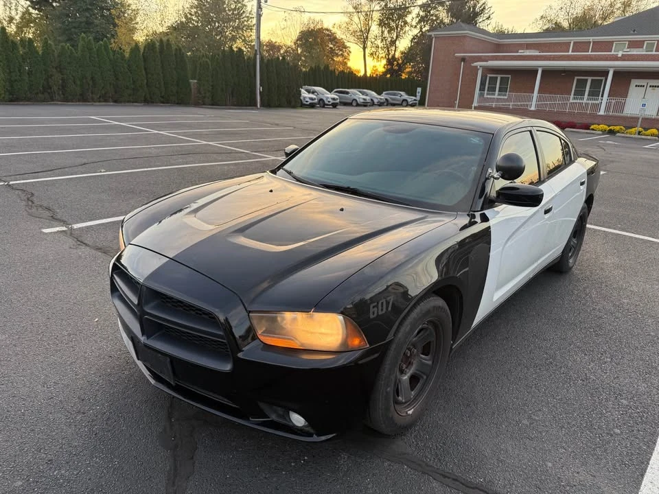 2013 Dodge Charger 7th Gen - Image 3 of 10