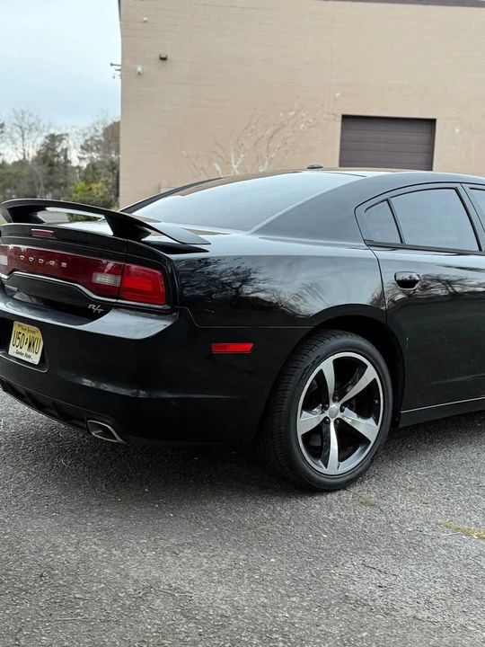 2013 Dodge Charger 7th Gen - Image 3 of 5