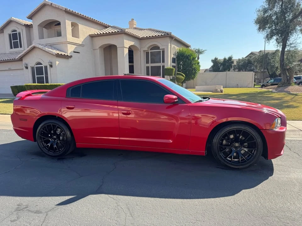 2013 Dodge Charger 7th Gen - Image 2 of 20