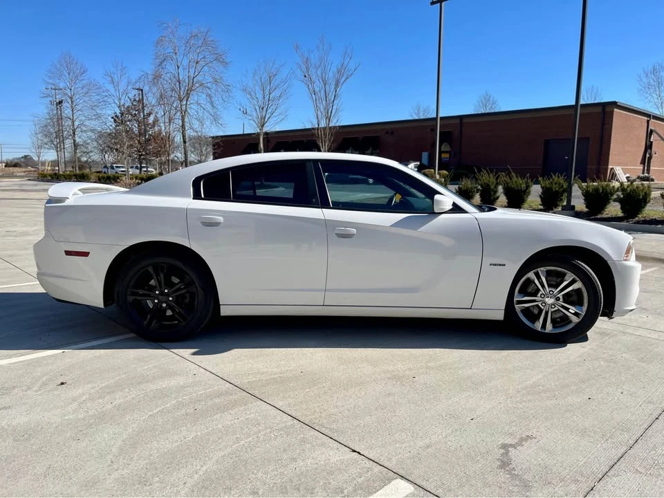 2013 Dodge Charger 7th Gen - Image 6 of 20