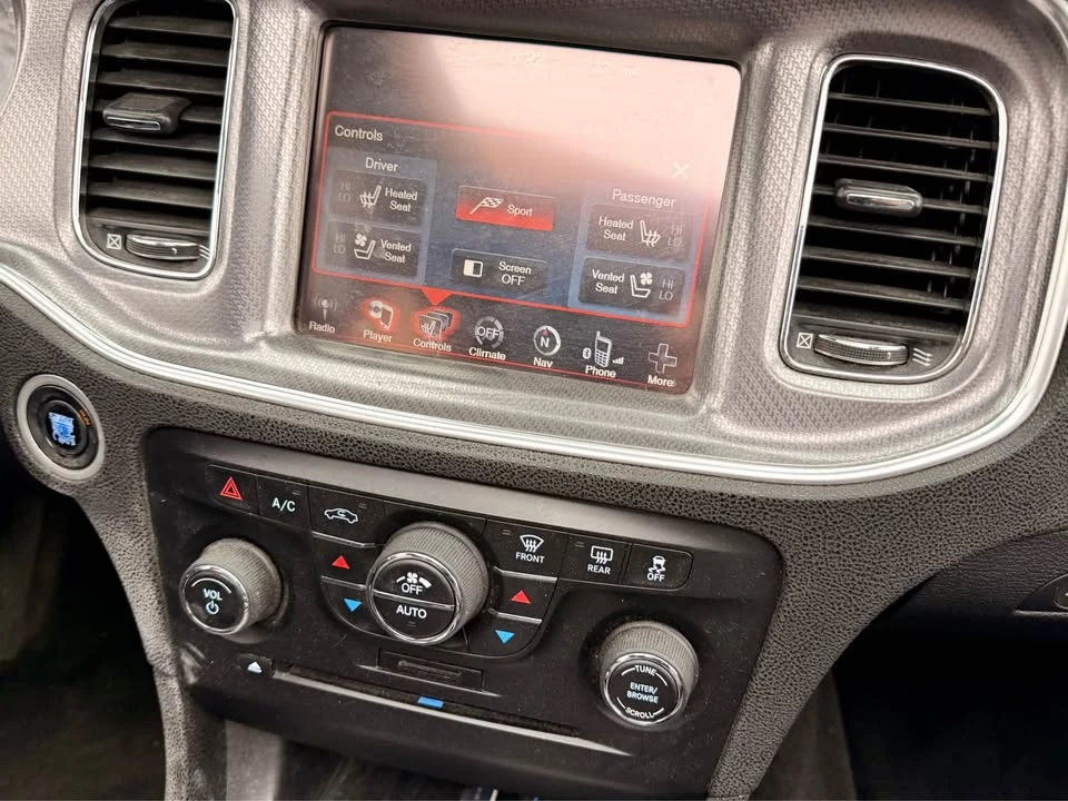 2013 Dodge Charger 7th Gen - Image 12 of 13