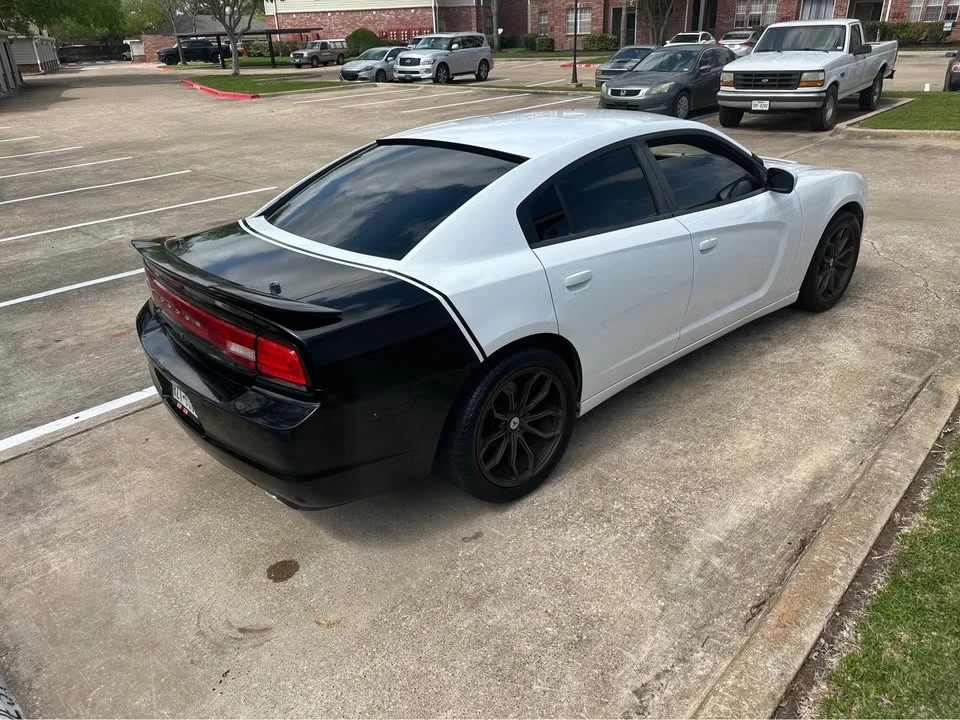 2013 Dodge Charger 7th Gen - Image 3 of 9
