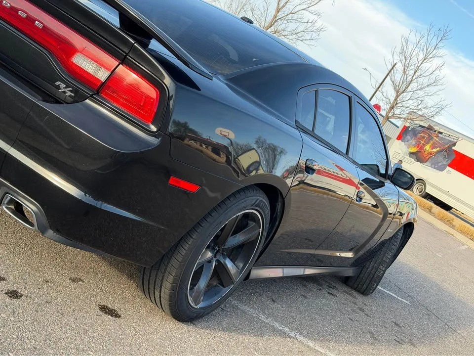 2013 Dodge Charger 7th Gen - Image 4 of 11