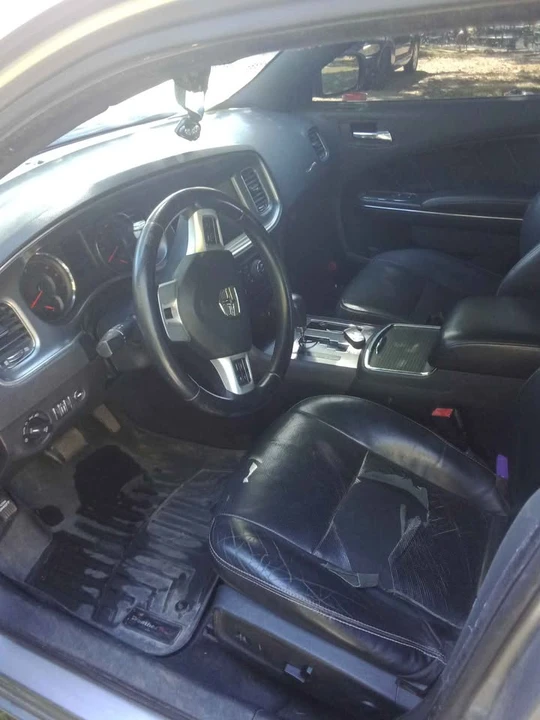 2013 Dodge Charger 7th Gen - Image 4 of 10