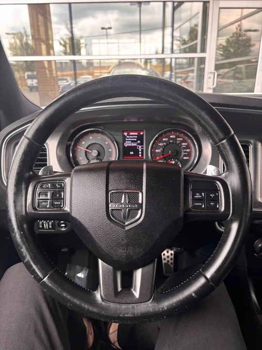 2013 Dodge Charger 7th Gen - Image 3 of 12
