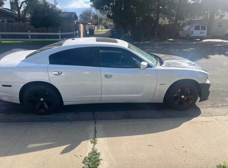 2013 Dodge Charger 7th Gen - Image 5 of 11