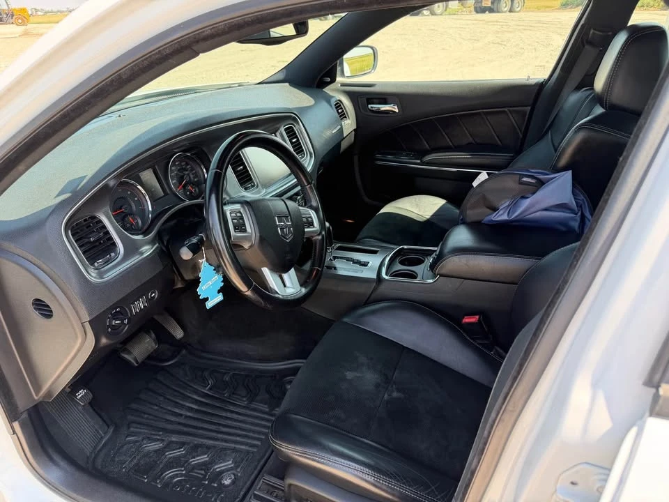 2013 Dodge Charger 7th Gen - Image 5 of 13