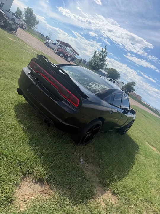 2013 Dodge Charger 7th Gen - Image 4 of 9