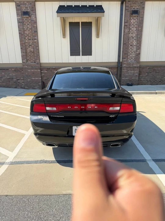 2013 Dodge Charger 7th Gen - Image 5 of 9