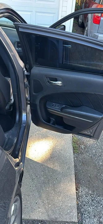 2013 Dodge Charger 7th Gen - Image 5 of 12