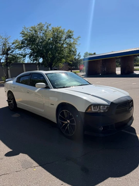 2013 Dodge Charger 7th Gen - Image 10 of 19
