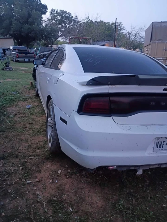 2013 Dodge Charger 7th Gen - Image 4 of 6