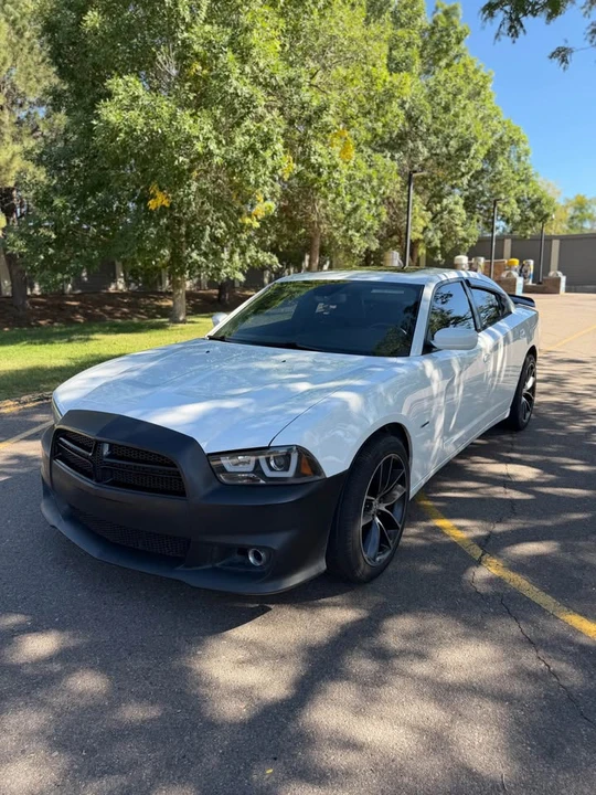 2013 Dodge Charger 7th Gen - Image 2 of 19