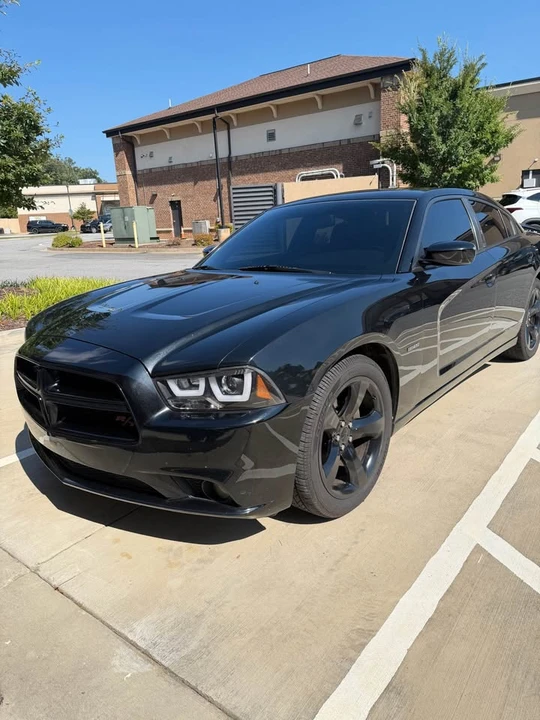 2013 Dodge Charger 7th Gen - Image 2 of 9