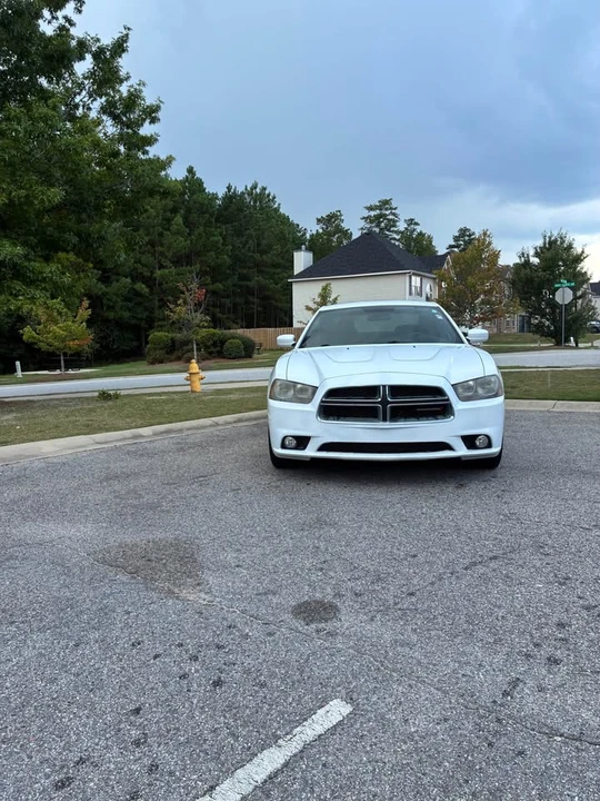 2013 Dodge Charger 7th Gen - Image 2 of 15