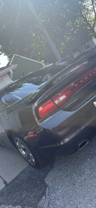2013 Dodge Charger 7th Gen - Image 9 of 12