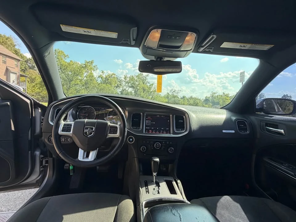 2013 Dodge Charger 7th Gen - Image 13 of 20