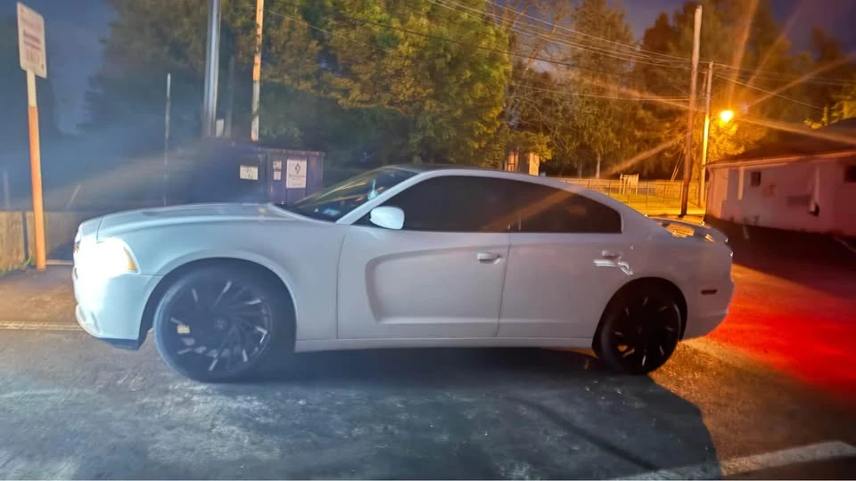 2013 Dodge Charger 7th Gen - Image 5 of 5