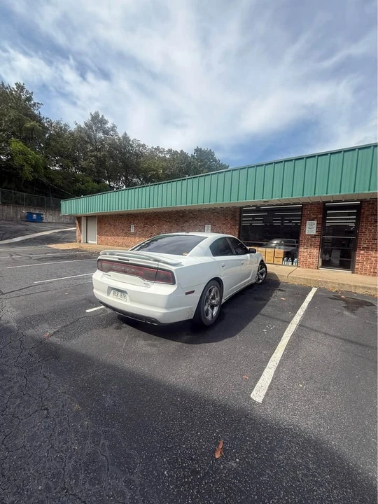 2013 Dodge Charger 7th Gen - Image 4 of 5