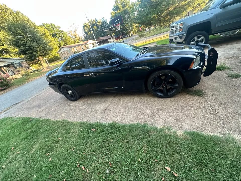 2013 Dodge Charger 7th Gen - Image 2 of 7