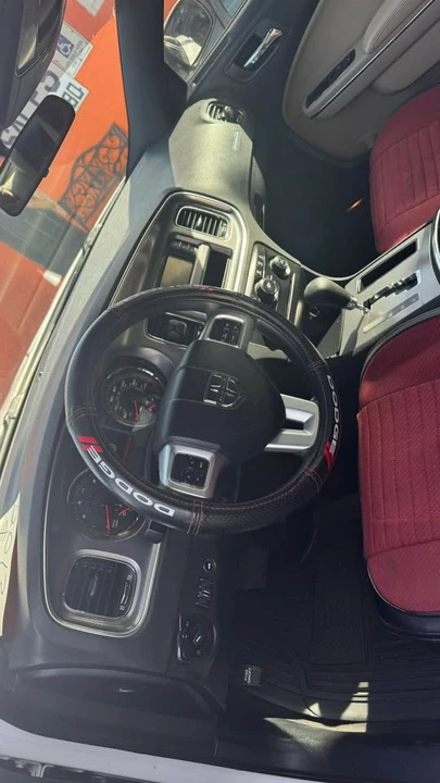 2013 Dodge Charger 7th Gen - Image 3 of 5