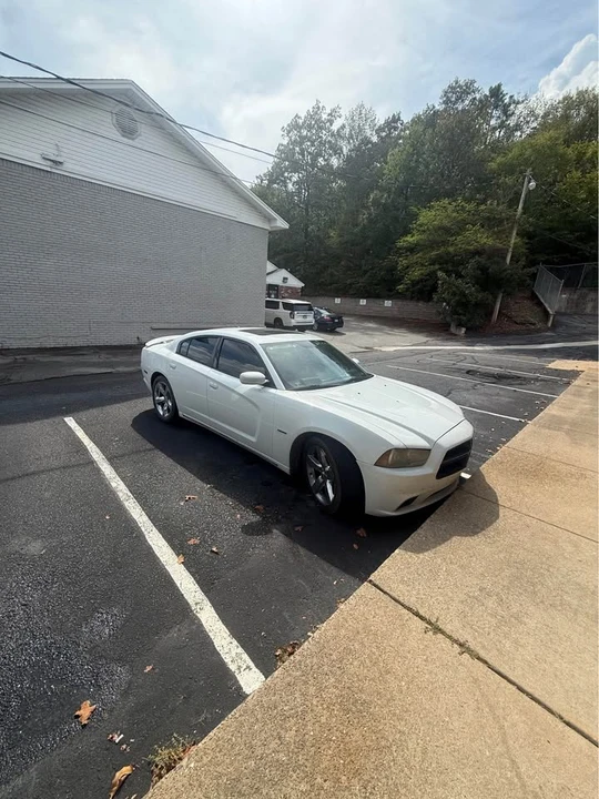 2013 Dodge Charger 7th Gen - Image 2 of 5