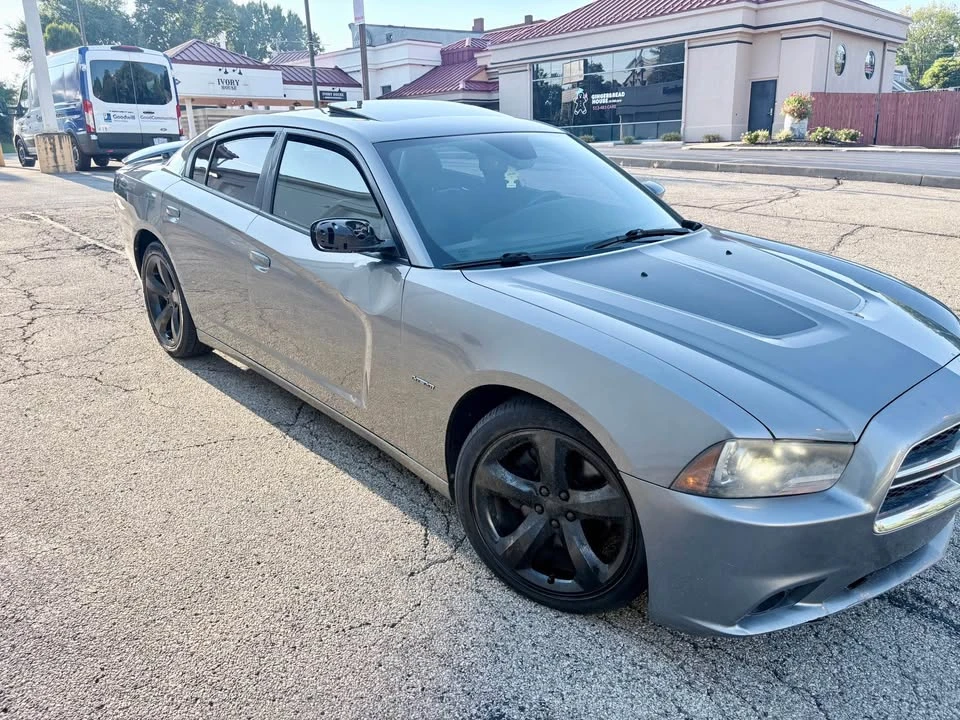 2013 Dodge Charger 7th Gen - Image 2 of 13