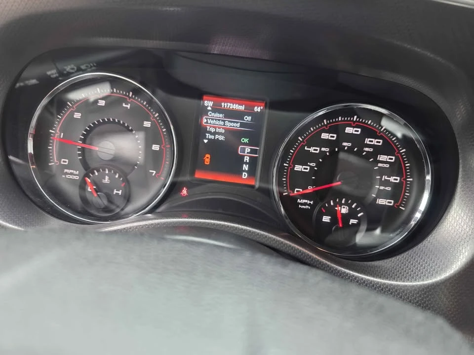 2013 Dodge Charger 7th Gen - Image 6 of 8