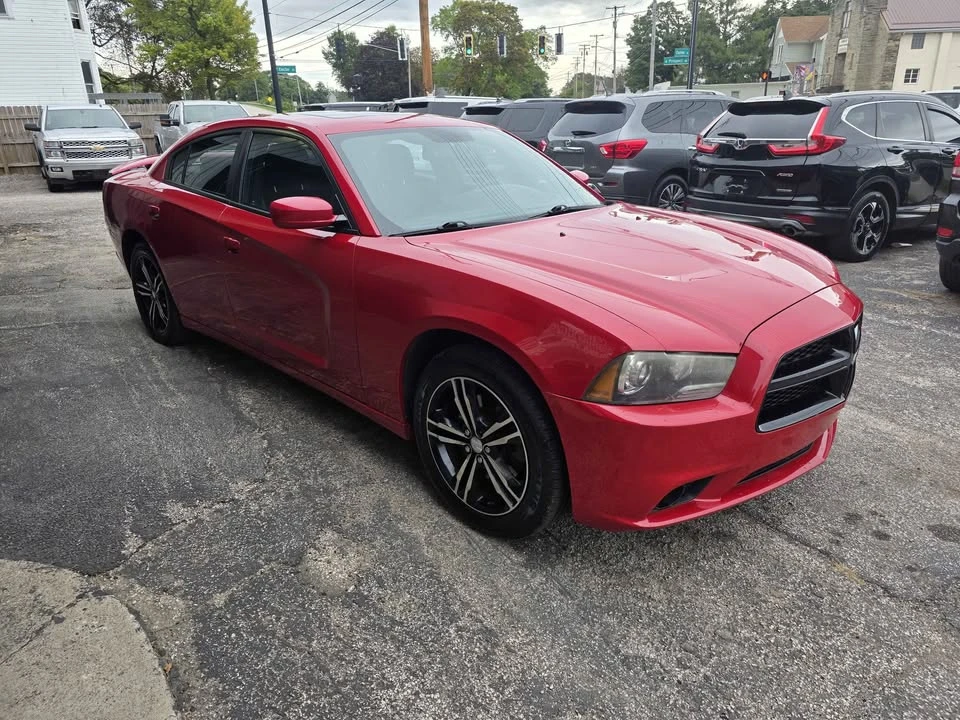 2013 Dodge Charger 7th Gen - Image 5 of 8