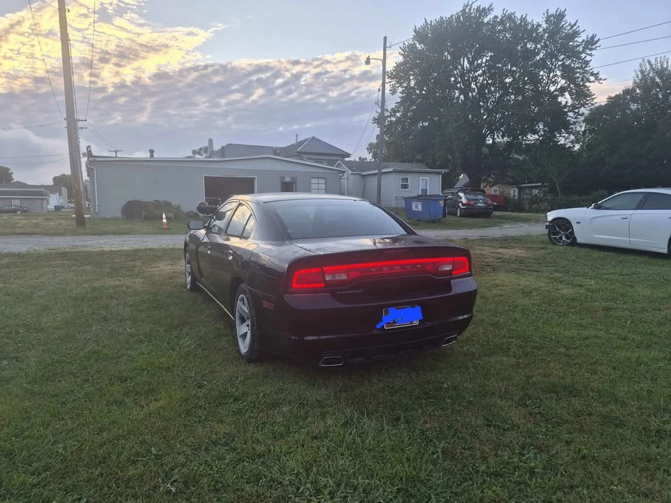 2013 Dodge Charger 7th Gen - Image 4 of 19