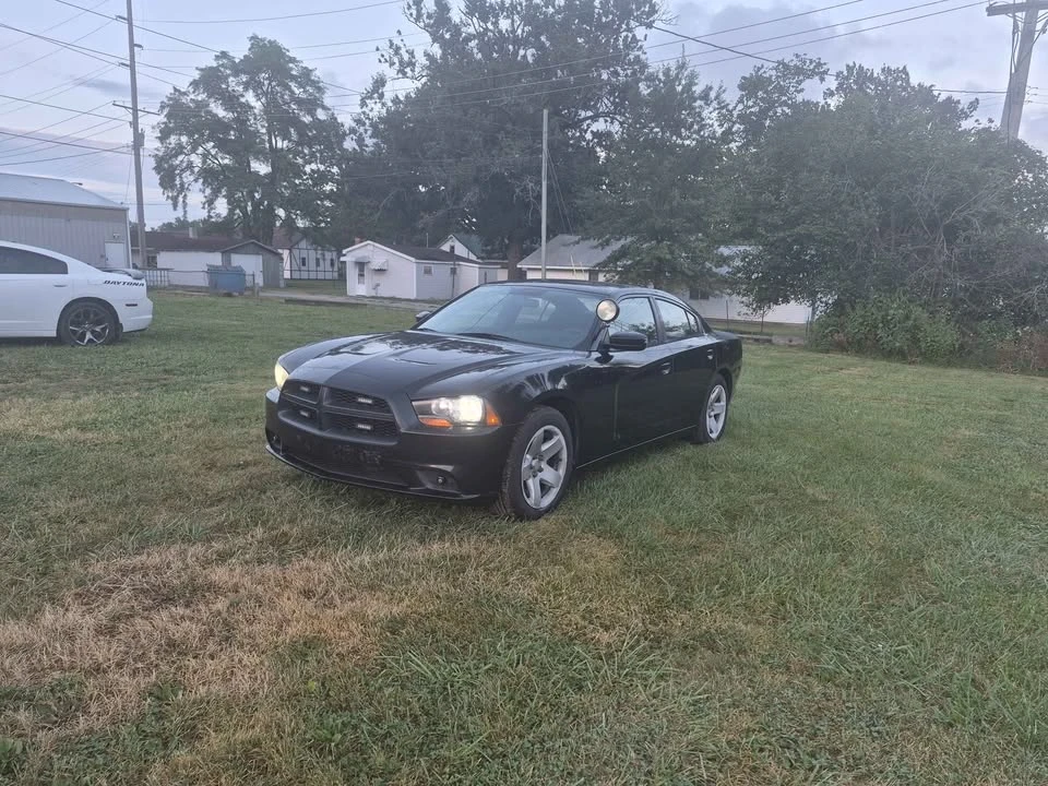 2013 Dodge Charger 7th Gen - Image 2 of 19