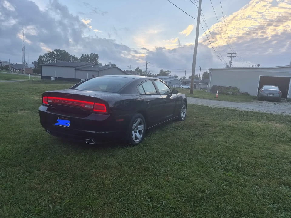 2013 Dodge Charger 7th Gen - Image 5 of 19