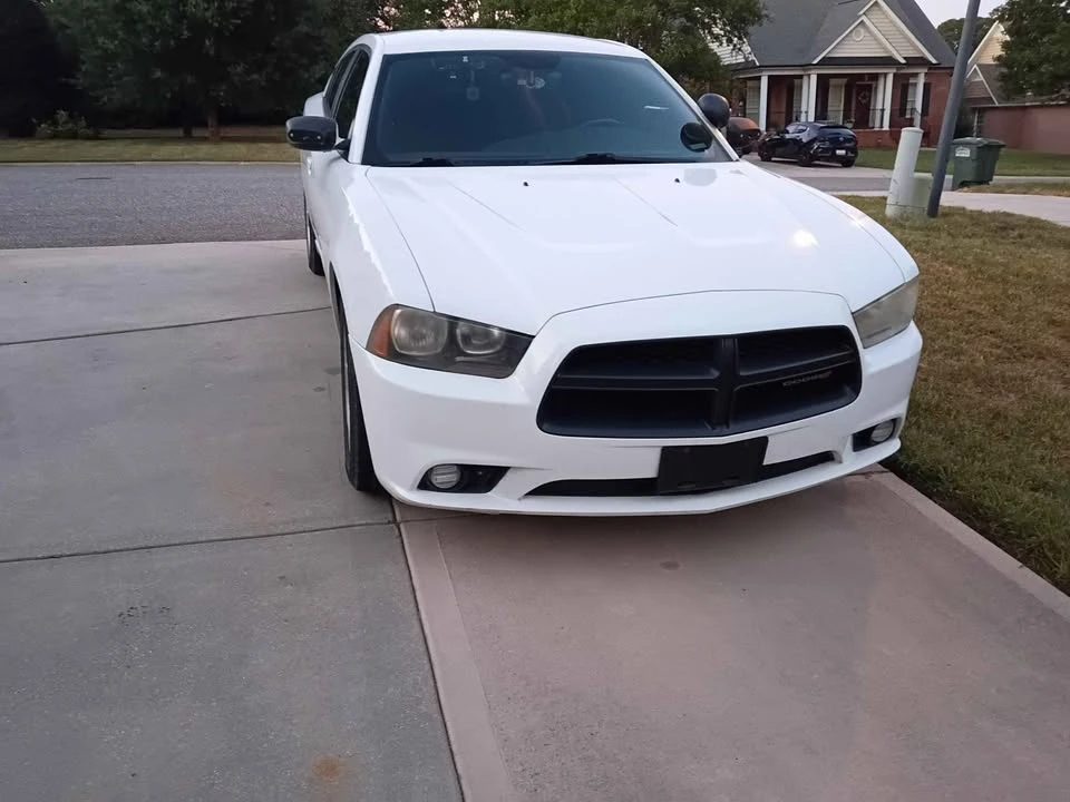 2013 Dodge Charger 7th Gen - Image 4 of 8