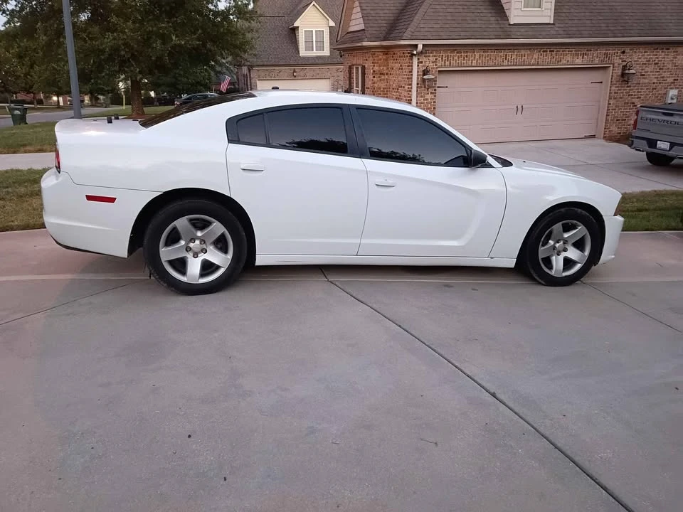 2013 Dodge Charger 7th Gen - Image 2 of 8