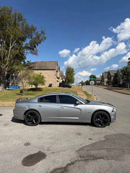 2013 Dodge Charger 7th Gen - Image 4 of 20