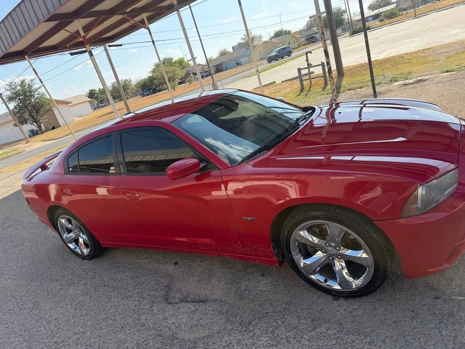 2013 Dodge Charger 7th Gen - Image 4 of 10
