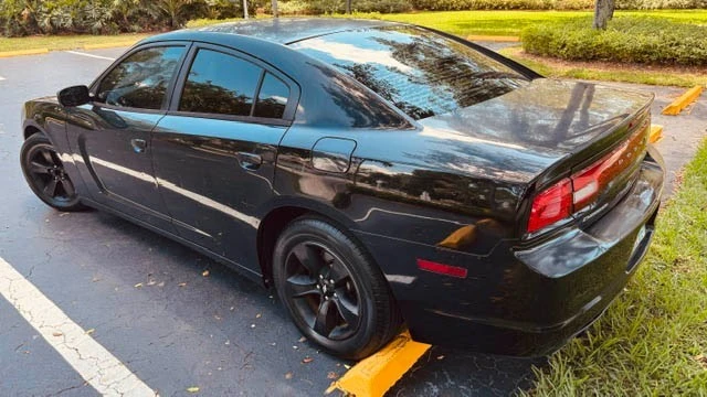 2013 Dodge Charger 7th Gen - Image 6 of 26